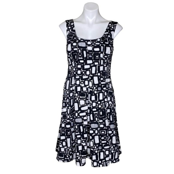 Calvin Klein B&W Fit & Flare Dress Size 10 - Picture 1 of 12